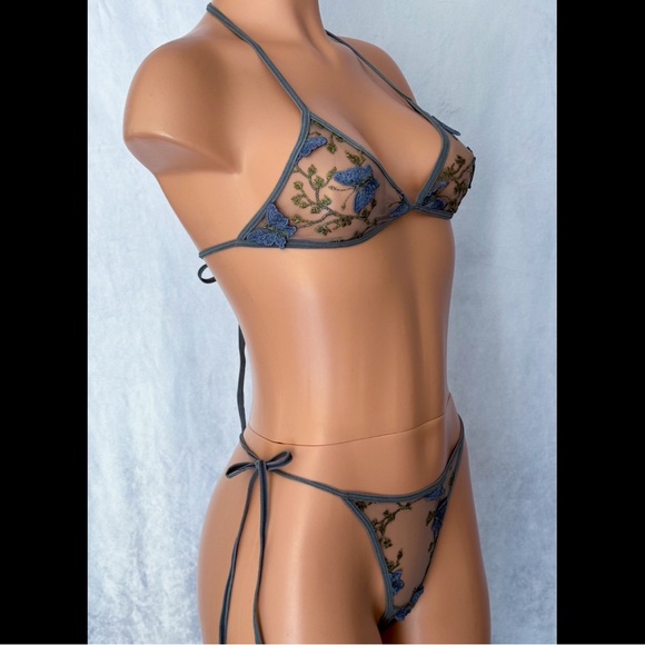 Gray Periwinkle, Embroidered Butterfly, Lingerie Set - Picture 2 of 8